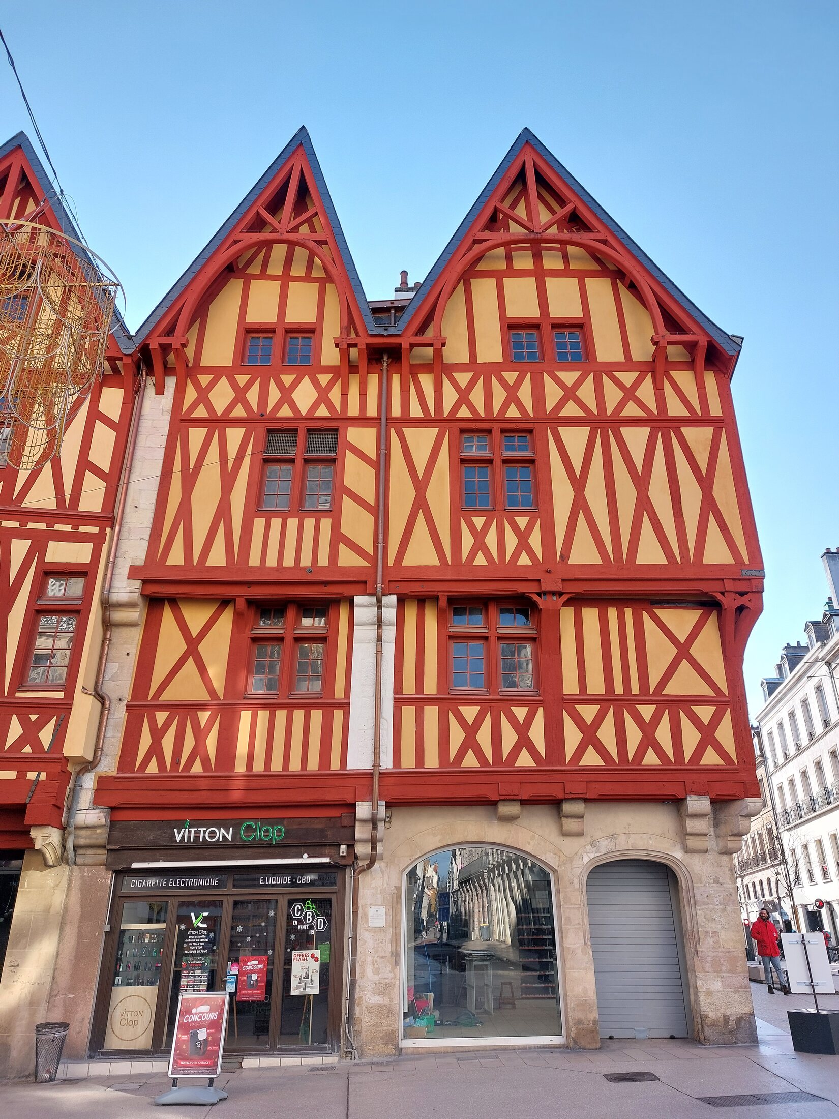 Burgundy — photo gallery 3